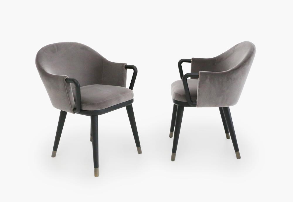 Camilla | Chairs