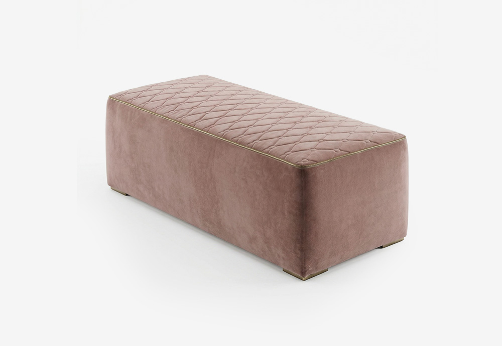 Form Zip  | Poufs